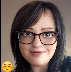 Meet your Posher, Marie-lyne